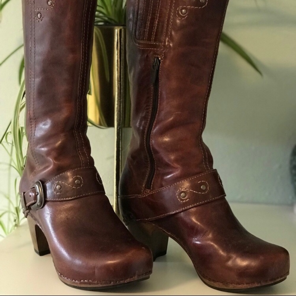 Dansko Rylan Crazy Horse Cognac leather boots